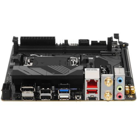 Материнская плата GIGABYTE A620I AX